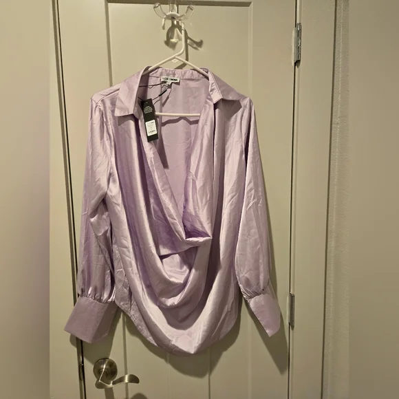 2 Fashion Nova cowl neck tops - Picture 2 of 7